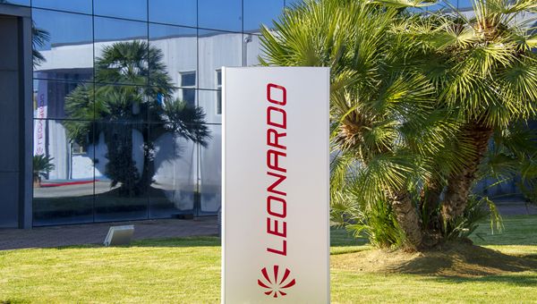 Leonardo: Azioni In Picchiata A Piazza Affari