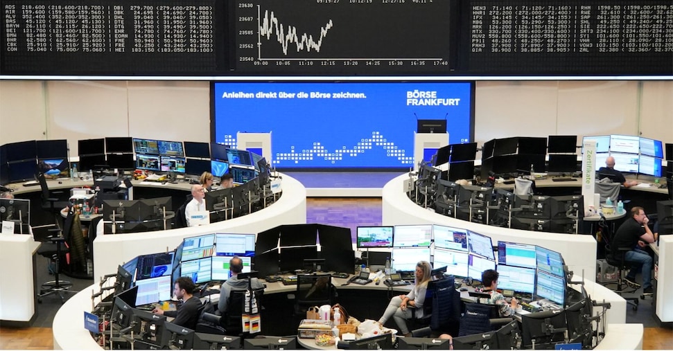 Borsa: Hong Kong Rimbalza, Tokyo Piatta.  Analisi Mercato Asiatico.
