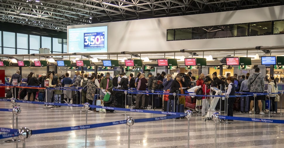 Sequestri Porti Aeroporti: Denaro, Droga, Contraffatti